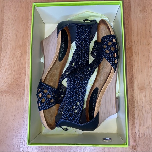 NWT PATRIZIA by Spring Steps Larunda Size 7 Black Wedges with Zipper Enclosures - Picture 4 of 10